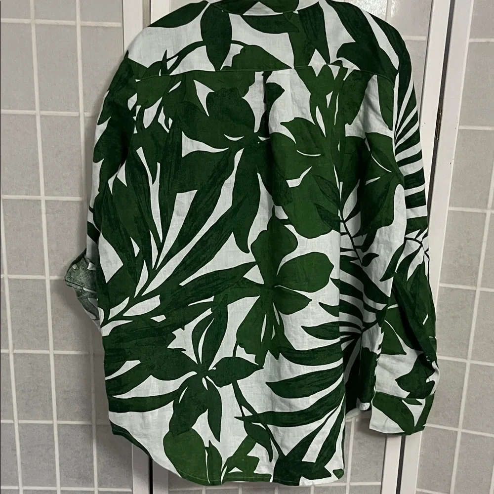 Ann Taylor Green Leaf Pattern Shirt - Picture 9 of 11